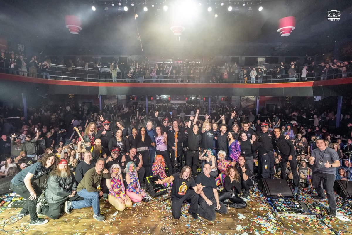 The reason we go to the finale show every year. 
Thank you <a href="/El_Monstero/">El Monstero</a> 
See you at the summer show. ⚒️🐷⚒️
<a href="/KSHE95/">KSHE 95</a> <a href="/WeberChevrolet/">Weber Chevrolet Creve Coeur</a>