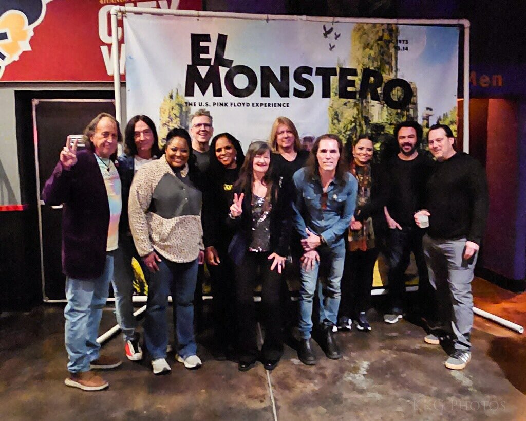 MarkHRPh's tweet photo. The reason we go to the finale show every year. 
Thank you @El_Monstero 
See you at the summer show. ⚒️🐷⚒️
@KSHE95 @WeberChevrolet https://t.co/Q4NIthM7u0