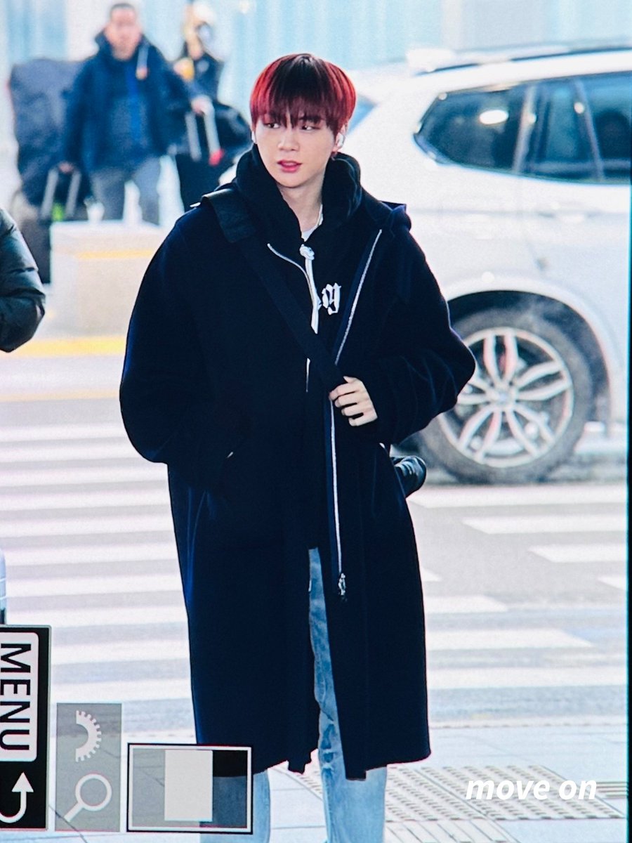 moveon961210's tweet photo. 240101 새해복많이받아❤️ #강다니엘 #KANGDANIEL https://t.co/Dpzgzfgtwc