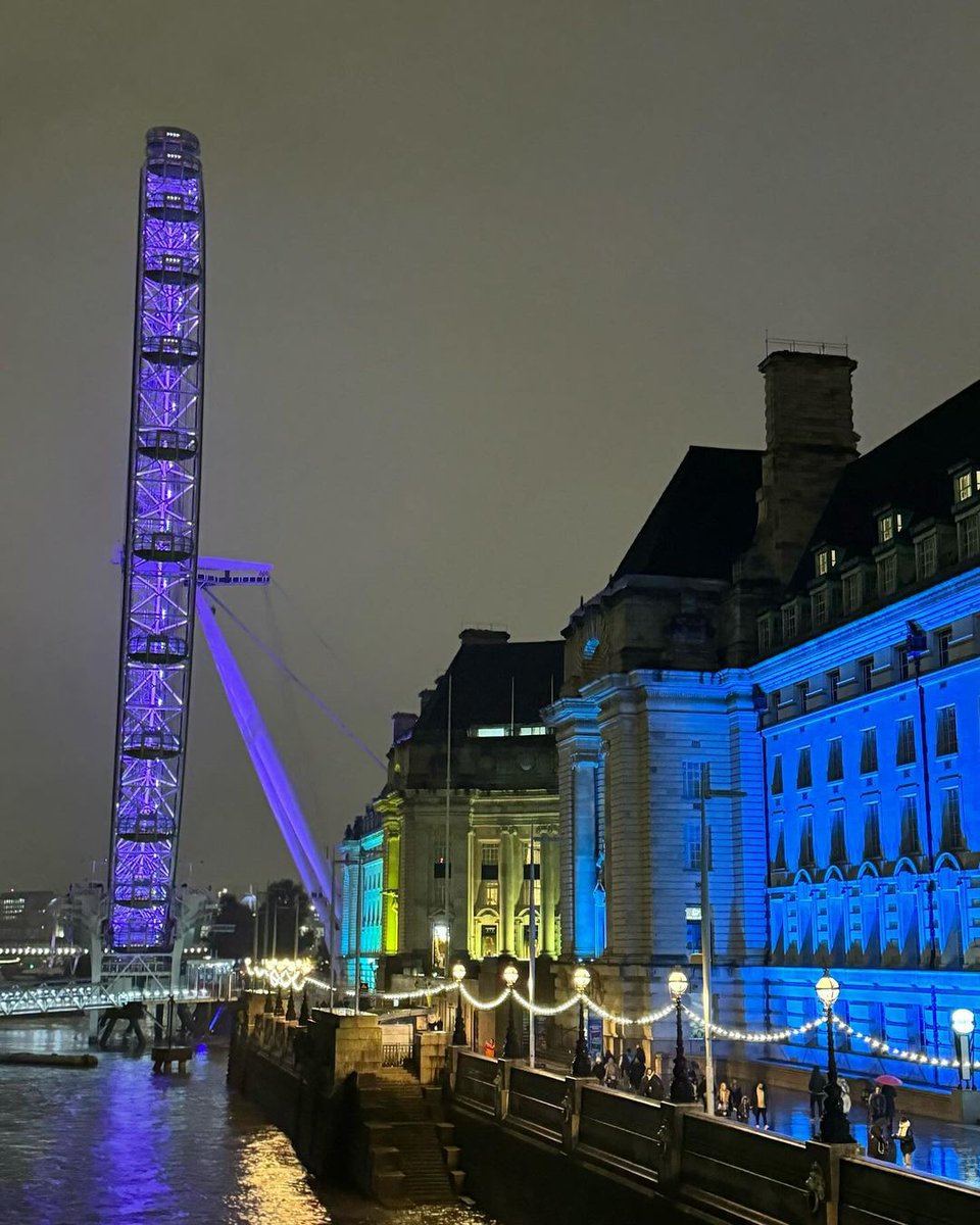 Rainy London!🌙✨💫

#bigben #bigben🇬🇧 #londonforyou #bigbenlondon
#bigbentower #towerbridge #towerbridgelondon #towerbridgeview #tower #westminster #londonautumn
#london🇬🇧
#prettycitylondon #londoneye
#londonlove #londonskyline #londonvibes #visitlondon #londonreise