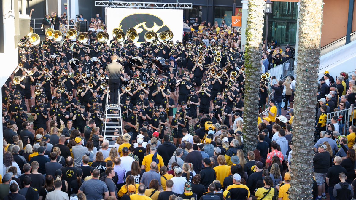Cheez-It Citrus Bowl (@citrusbowl) on Twitter photo The Hawkeye faithful packed <a href="/PointeOrlando/">Pointe Orlando</a> to send off <a href="/HawkeyeFootball/">Hawkeye Football</a> ahead of tomorrowโs game. The Hawkeye faithful packed <a href="/PointeOrlando/">Pointe Orlando</a> to send off <a href="/HawkeyeFootball/">Hawkeye Football</a> ahead of tomorrowโs game.