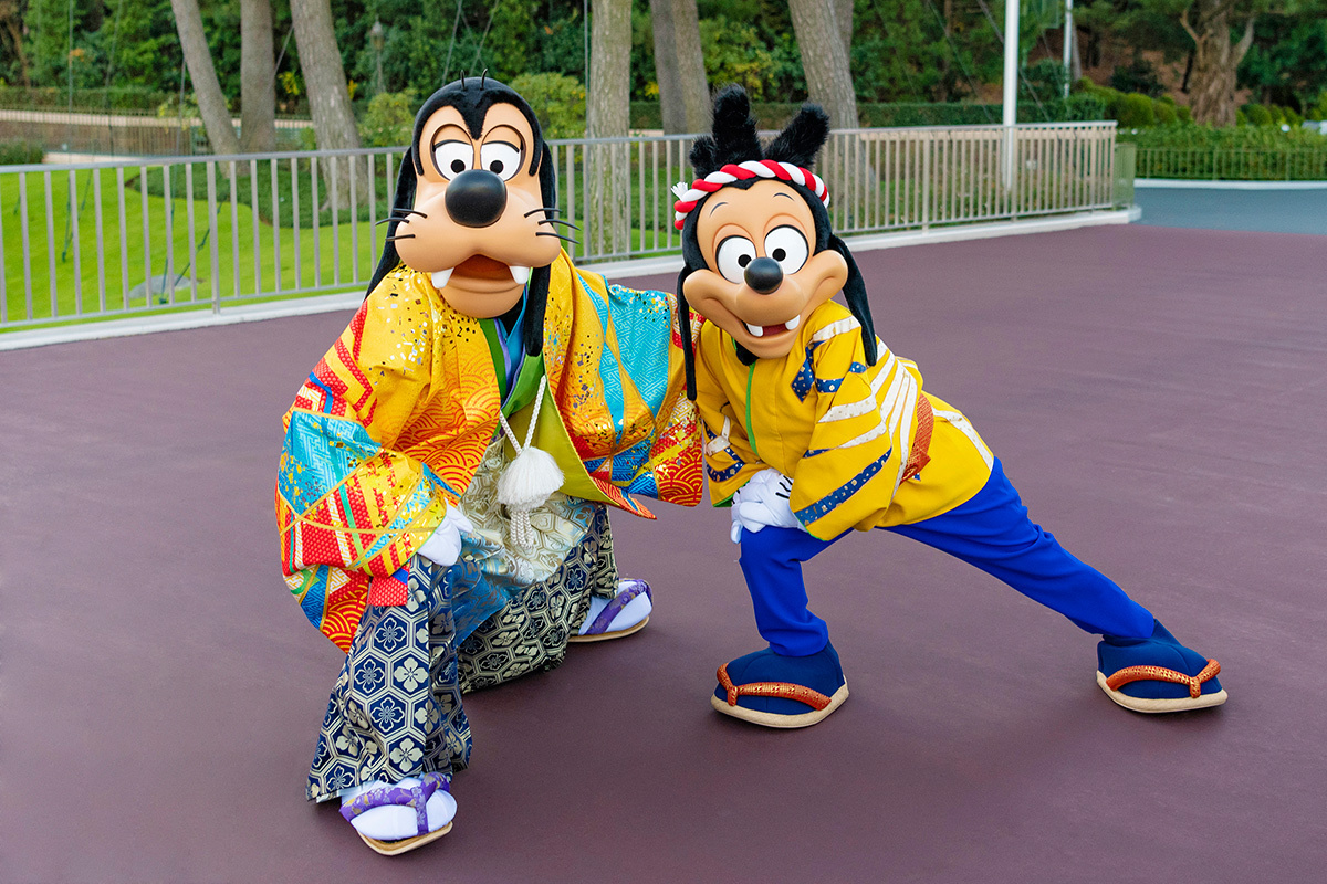 TDR_PR's tweet photo. 🎍 HAPPY NEW YEAR 2024 🎍

あけましておめでとうございます✨
#お正月 はいかがお過ごしでしょうか？

東京ディズニーリゾートは #2024年 もみなさんにお会いできることを楽しみにお待ちしています❤
素敵な1年になりますように…⭐

本年もどうぞよろしくお願いします🎵 https://t.co/CDA7HR8vOe