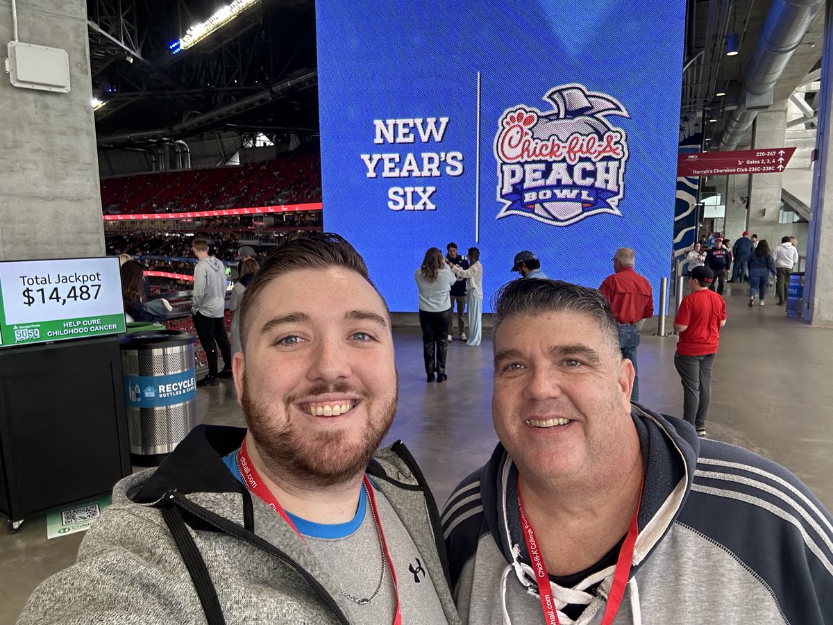 tdlyons757's tweet photo. What a way to end 2023 Only thing missing was the W #HappyNewYear https://t.co/yEn3JLSTx8