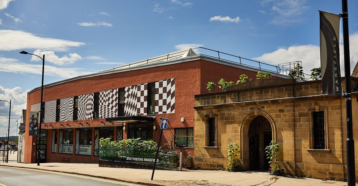Happy New Year from The Art House 🌟🥂

Thanks to all who supported us in 2023. It's been a fantastic year, and we can't wait to unveil what's coming up in 2024!

We're excited to welcome you back on the 2 January.