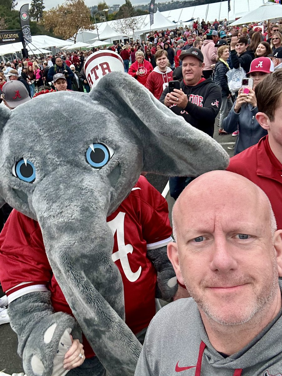 Legends <a href="/UA_Big_Al/">Big AL 🐘</a> #RoseBowl
