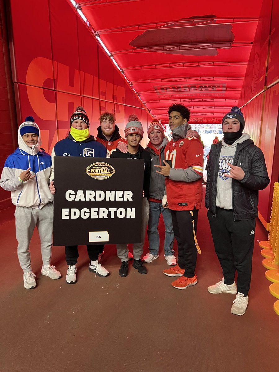 Jesse Owen (@coachjesseowen) on Twitter photo Thank you <a href="/Chiefs/">Kansas City Chiefs</a> for recognizing <a href="/GETrailblazerFB/">Gardner Edgerton Football</a> State Championship season!
Our success this past season was the result of everyone’s efforts! 2023 team was reliable, tough, & unselfish!
#toGEther 🤘🏈
#leGEndary 🏆🥇
<a href="/GEHSBlazers/">Gardner Edgerton High School</a>
<a href="/GardnerEdgerton/">Gardner Edgerton USD 231</a> Thank you <a href="/Chiefs/">Kansas City Chiefs</a> for recognizing <a href="/GETrailblazerFB/">Gardner Edgerton Football</a> State Championship season!
Our success this past season was the result of everyone’s efforts! 2023 team was reliable, tough, & unselfish!
#toGEther 🤘🏈
#leGEndary 🏆🥇
<a href="/GEHSBlazers/">Gardner Edgerton High School</a>
<a href="/GardnerEdgerton/">Gardner Edgerton USD 231</a>