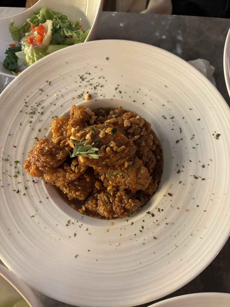 OhFoodylicious's tweet photo. 📍cafe kreams 

Cool, nature-themed venue brewing a range of specialty coffees, plus pizza &amp; finger foods.

🤤😛🤭🍝🍗🍺🍁 https://t.co/fEKTO0BqdM
