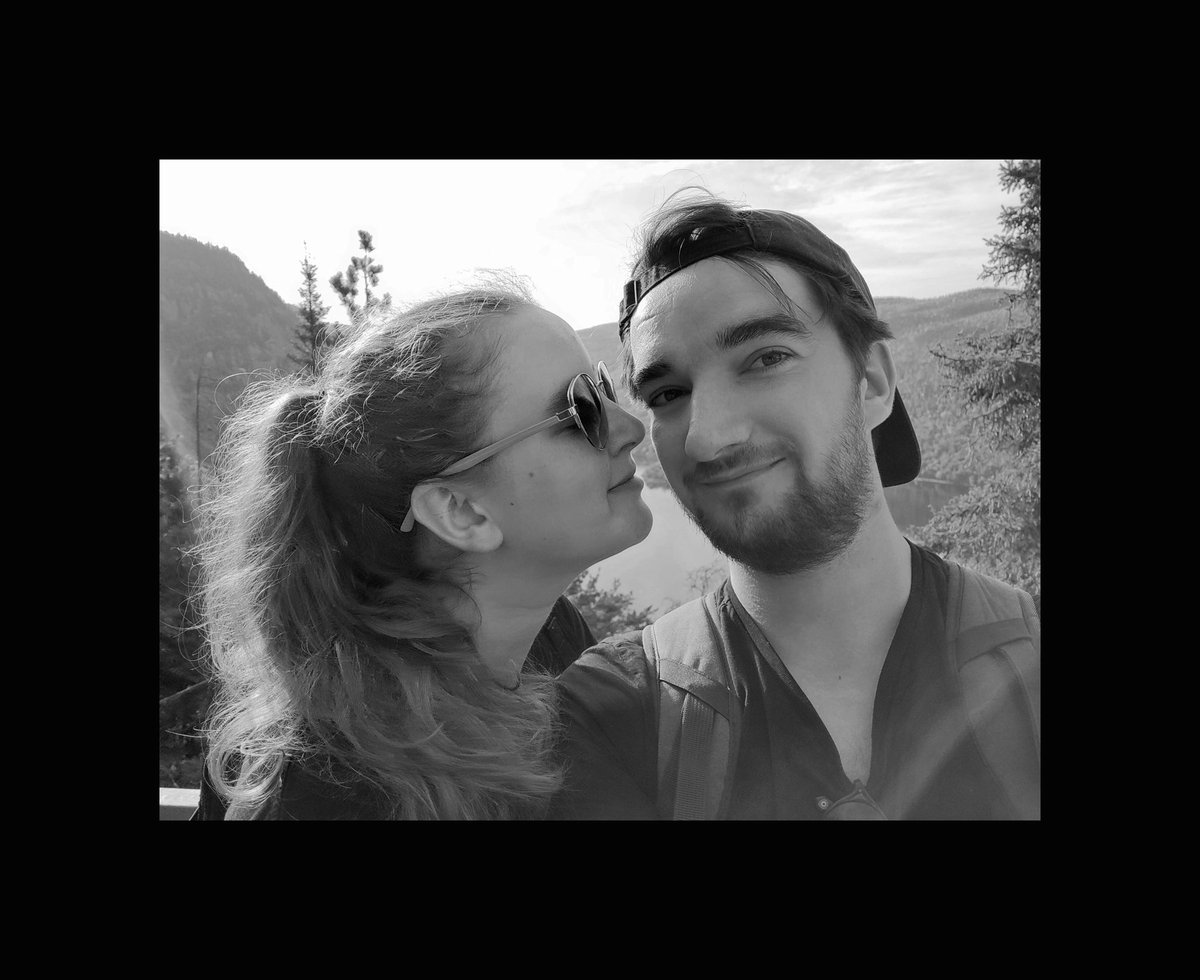 Une fleur. tweet media