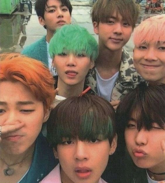 @July_BTS_JY @hyoyinrosas @goldenbeakiepjm @Jocelyn_agfl @ailumoon23 @JcKarlit @alba_gcia @AleAceWalls @Alondra99044804 @bethlv89 @Bohhsoul_ @Maei56384038 @jeon97_kookiemm @Ixespacio @Nanabelt1 @f_g_b_okay LOVE YOU TOOOOOOOOO 
Gracias en serio por hacer mi 2023 divertido y lleno de risas💜💜💜