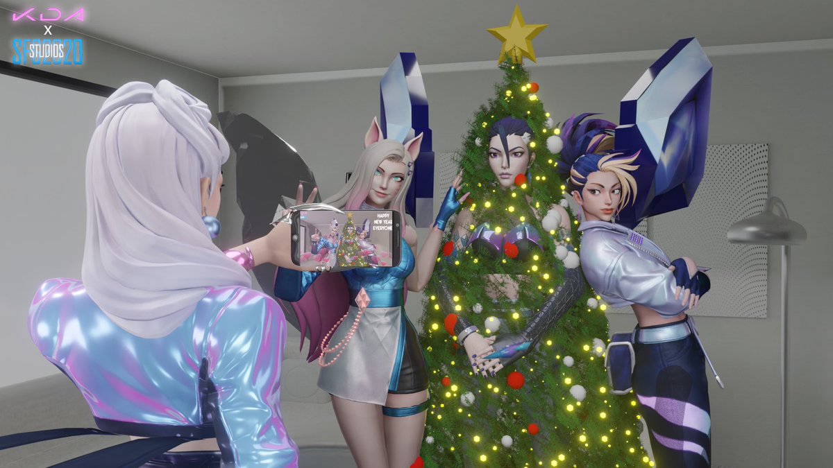 SFG2020Studios's tweet photo. “We thank you all at home for this and we hope you have a good year!” -Ahri

I recreated your picture 😁 @RouzaVII 

#KDA #HappyNewYear #KPOP https://t.co/t1WsY16Ckj