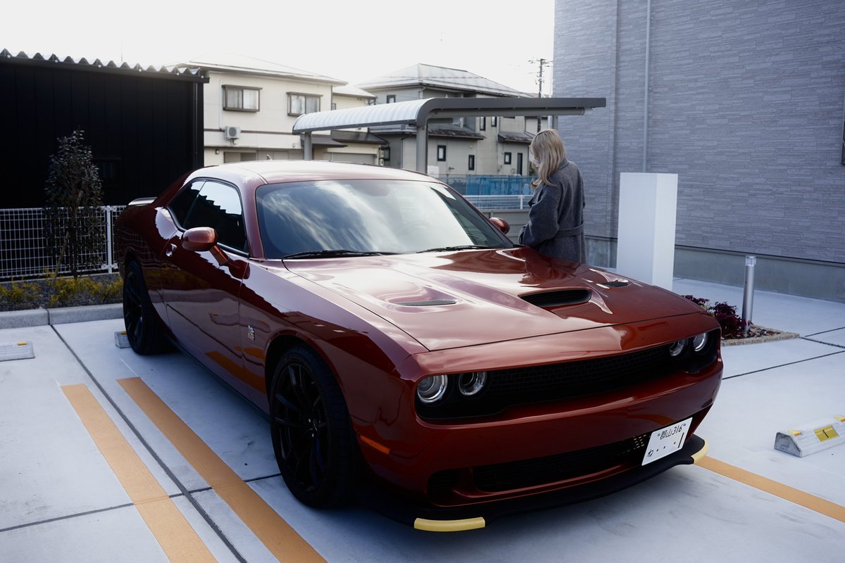 ダッジ チャレンジャー R/T スキャットパック 6.4L 納車しました👏🏻🧡
念願の大排気量最高すぎる！！かっこいい！！楽しい！！死ななくてよかった！！
一生のたからもの！！！大事に乗ります🫡
アメ車界隈の方々よろしくお願いします🙇🏻‍♀️❗️