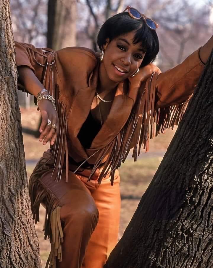 Tichina Arnold (1990)