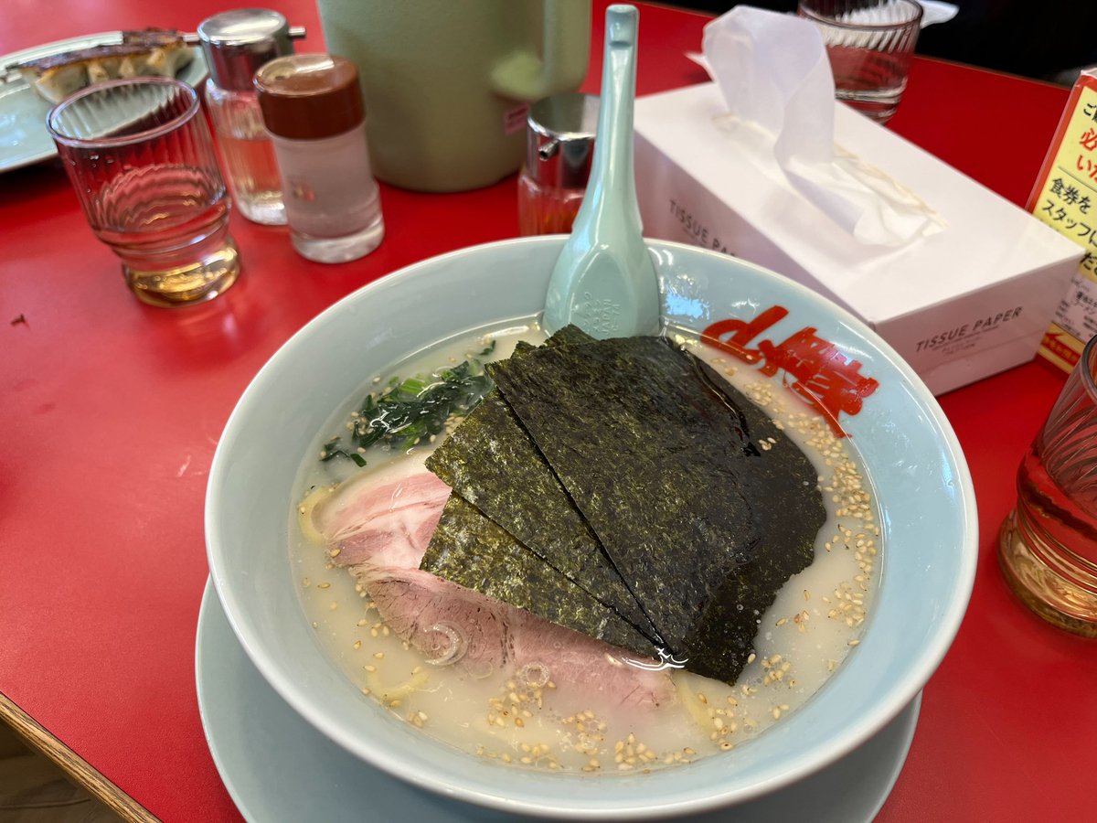 amanitin_mRNA's tweet photo. ラーメン食べて鬱になった https://t.co/RI23Q3CSFi