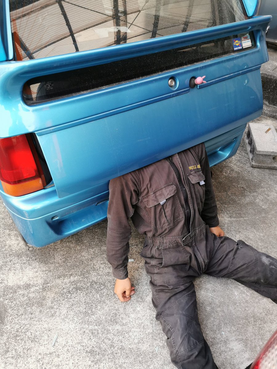 BNR34_R69's tweet photo. あけましておめでとうございます。
昨年は数々の車両をレストアしてきた年で
今年はさらにぶっ飛ばして夢のBNR34完成に向けて突っ走って行きます❗️
これからもよろしくお願い致します❗️
#BNR34 #レストア #gt125 #rd125 #ミニトレ #青春 #2024もよろしくお願い致します https://t.co/oNjjXBXP8m