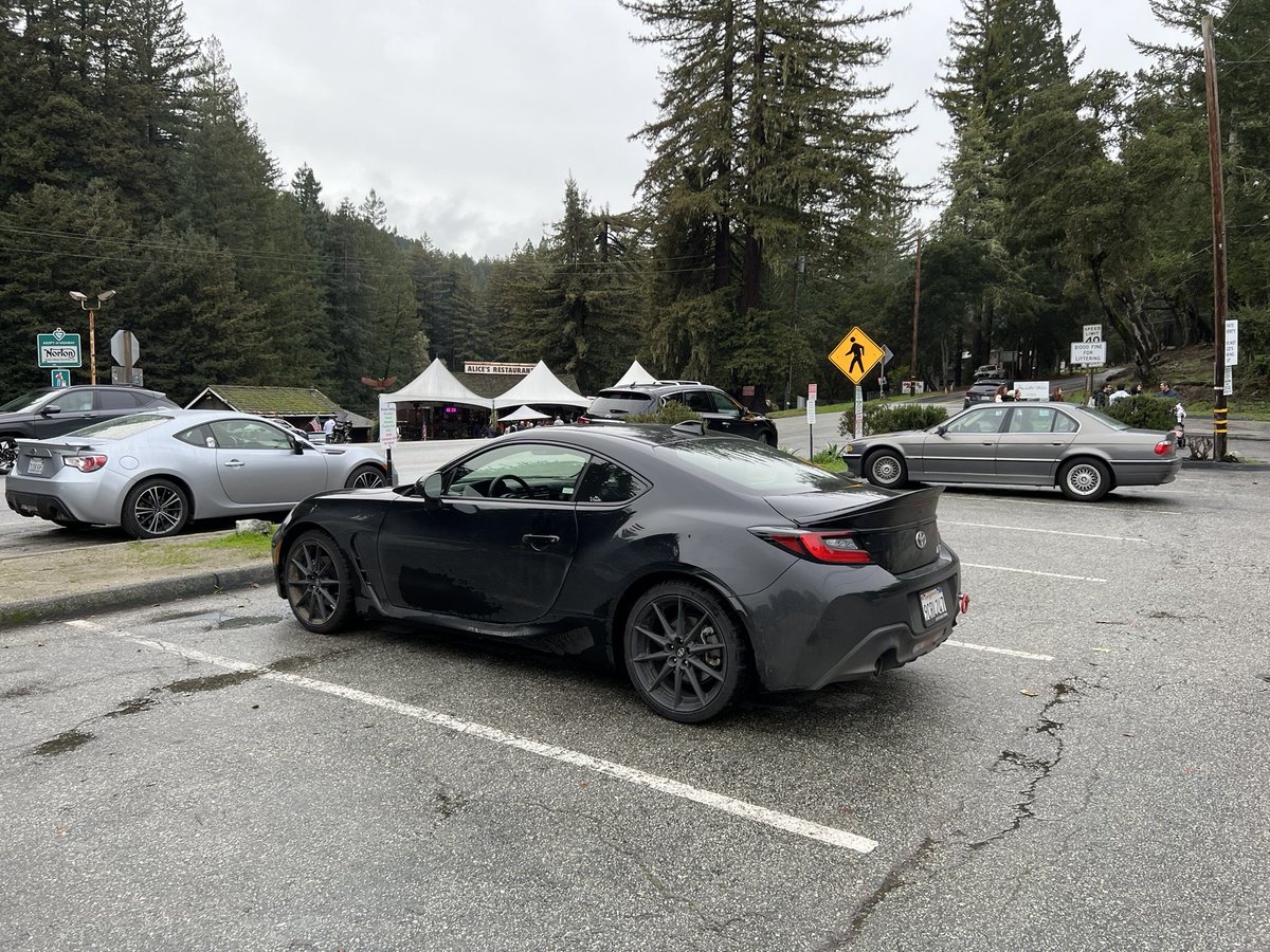 andrevsworld's tweet photo. One last drive up and through the mountains to end 2023. May 2024 be kind to all of us #gr86 #skyline #sempervirens #hwy9 https://t.co/w5hv0dWljw