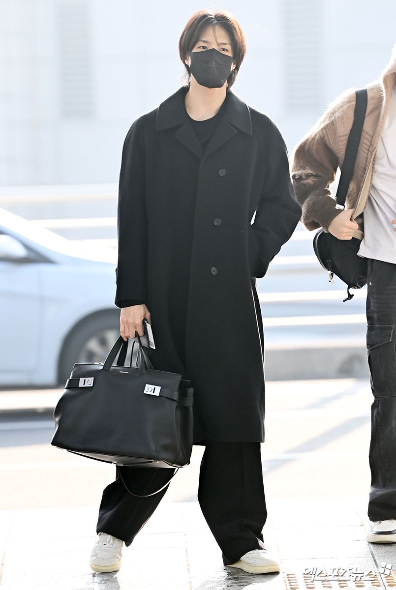 #jeno's first airport look in 2024