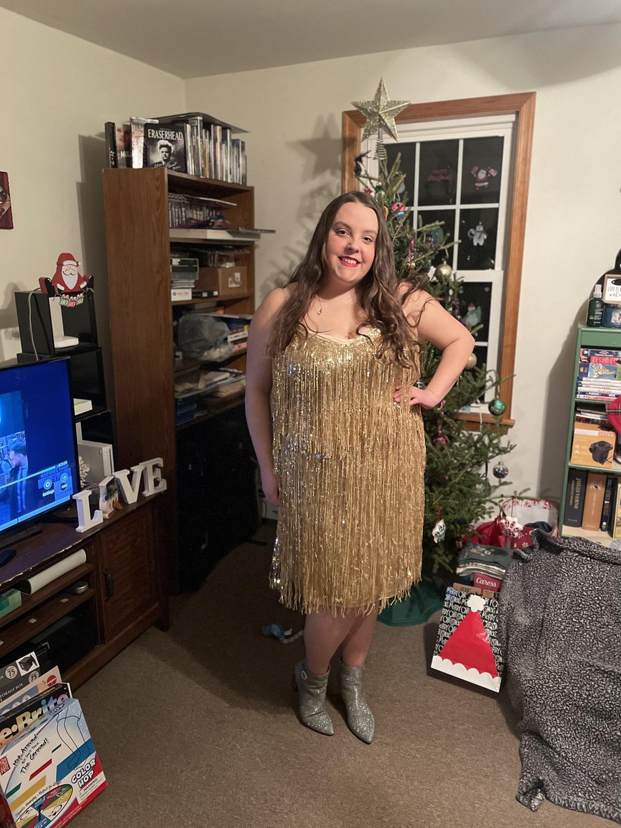 Jess__Pell's tweet photo. Entering and having 2024 be my fearless era! 🌟🥂💛

@taylorswift13 @taylornation13 https://t.co/cwLPDo8ZTt