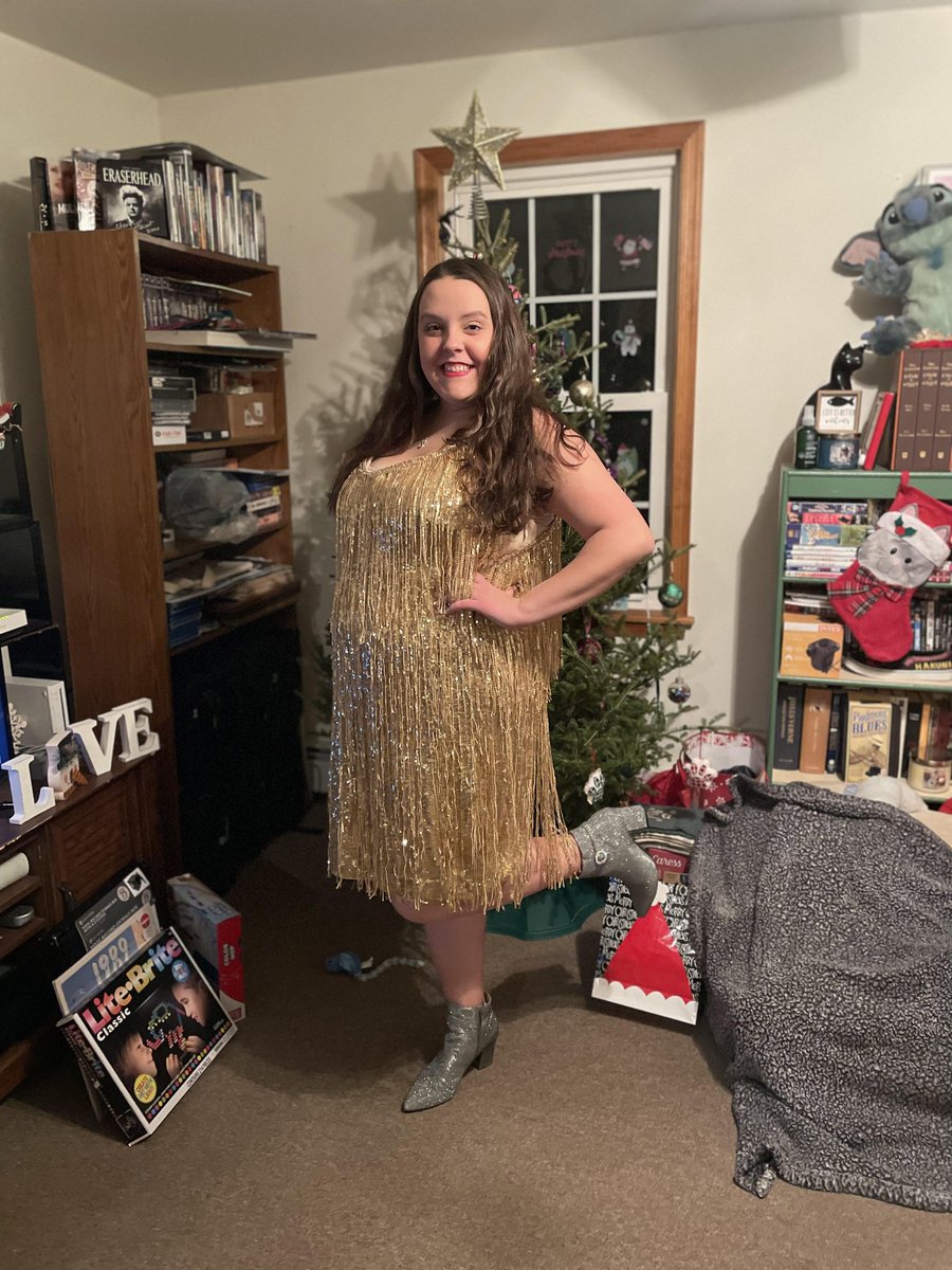 Jess__Pell's tweet photo. Entering and having 2024 be my fearless era! 🌟🥂💛

@taylorswift13 @taylornation13 https://t.co/cwLPDo8ZTt