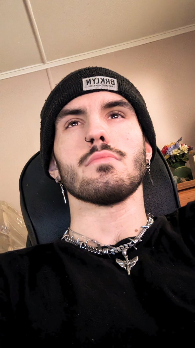 Hoezart1's tweet photo. NY Pinned 🖤

               🖤 °•° ~ My name is Tanner ~ °•° 🖤

°•° ~ 23 Years Old
°•° ~ Queer [ Fem + ]
°•° ~ Switch [ Dom Leaning ]
°•° ~ Soft &amp; Hard Kinks
°•° ~ Australian

     ♡ and ↻ for mutuals 🖤

I don't sell content [right now] but am open to collab when I do https://t.co/MI24zYhcgn