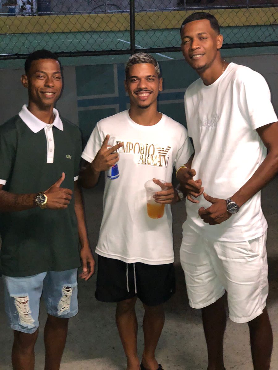 pequetrem33's tweet photo. Meus cria meus alunos ❤️ https://t.co/Cc8m9AxdKQ