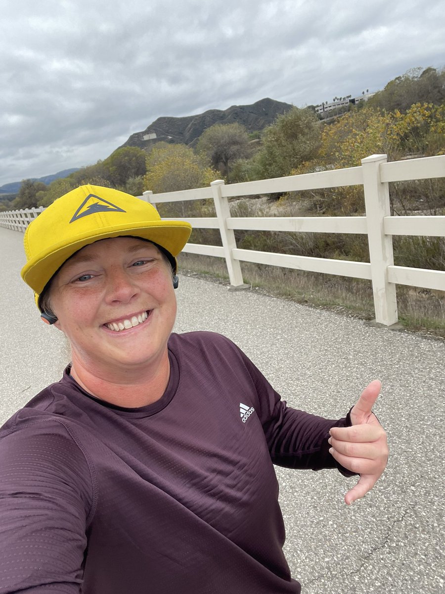 TrunsLA's tweet photo. @therunchat Just want to say thank you to the runchat family for being so supportive this year like always.  Can’t wait to share next years running journey with you all again. Finished this year with 900 miles and this month was the most monthly miles I’ve ever done. #runchat #bragtime https://t.co/TI68pqCbmd