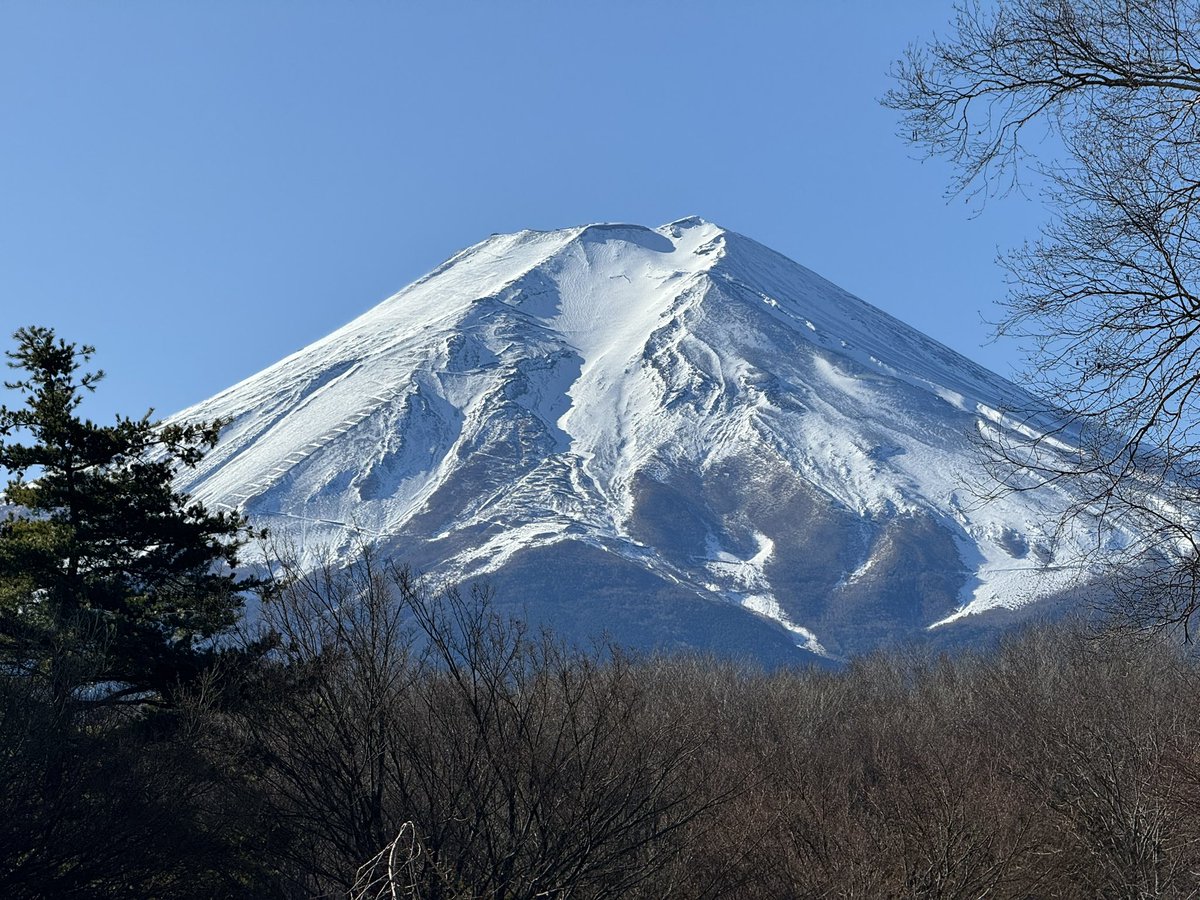 最高の天気！
しかし寝過ごして初日の出を逃すという痛恨のミス😢