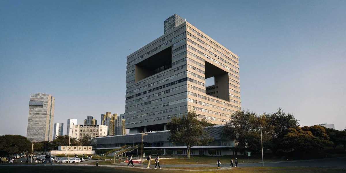 Shenzhen University tweet media