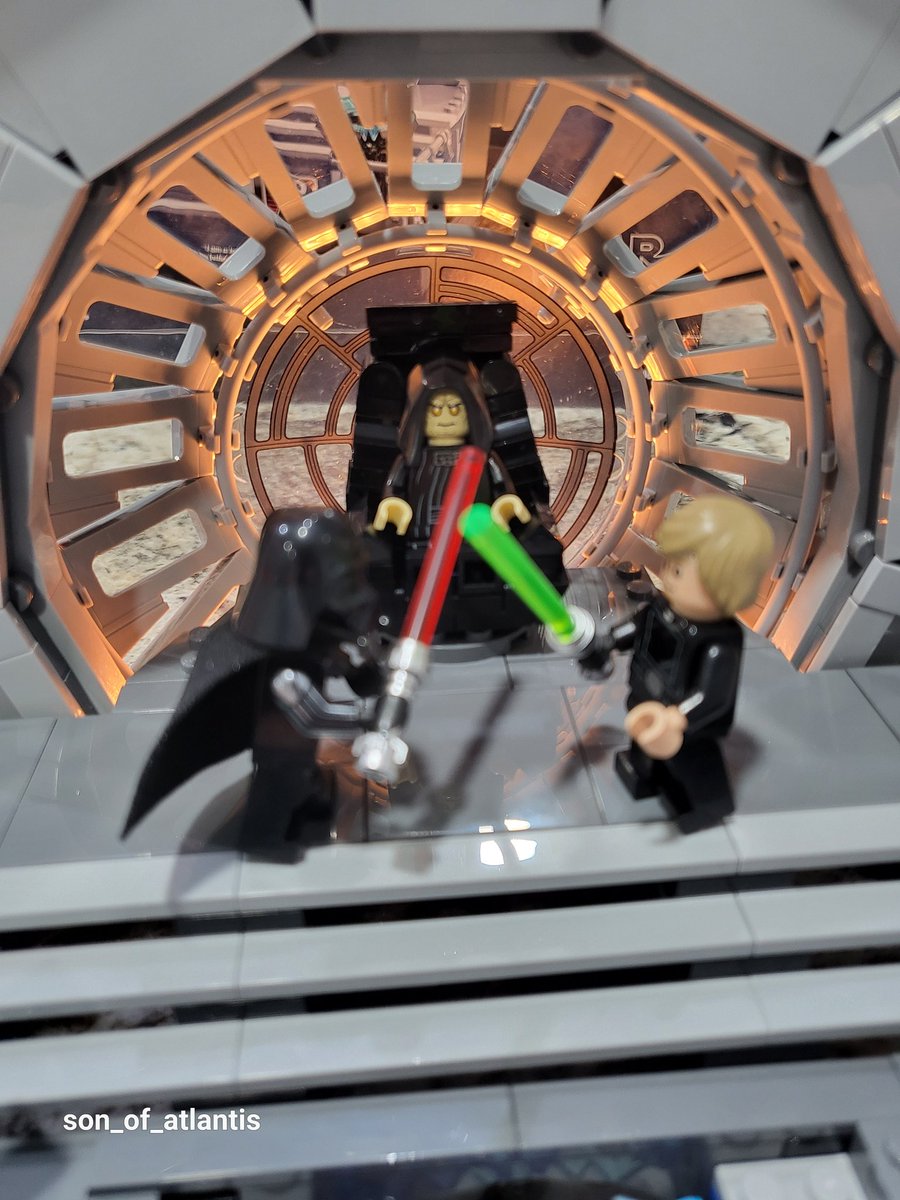MojoRizen's tweet photo. "Yes! Yeeessssssssssss! Let the hate flow through you!"
@lego @starwars #Lego #Legobuilder #brickbybrick #Legophotography #Legophotos #Legopics #brickpics #ReturnOfTheJedi https://t.co/wmVILBewAz