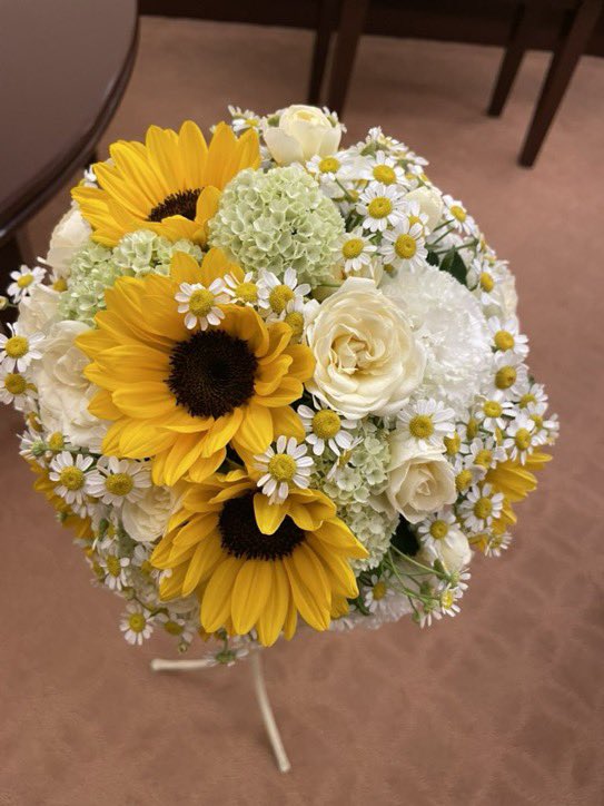 11hpa's tweet photo. 【ご報告】

あけましておめでとうございます
皆さまにお知らせがあります。
昨年結婚致しました。
お相手は以前共演しました
真美子さんです。
まだまだ未熟な私ではありますが
温かく見守って頂ければ幸いです。 https://t.co/kwZd6FYPic