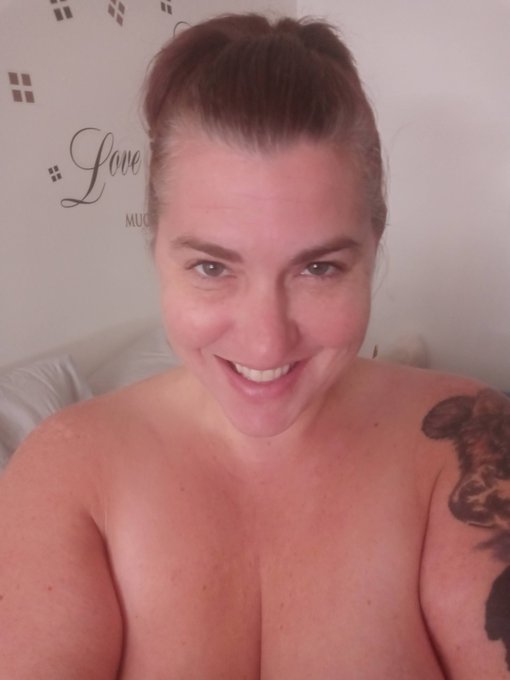 How fast could I make you cum? https://t.co/QXEAMnHv3T