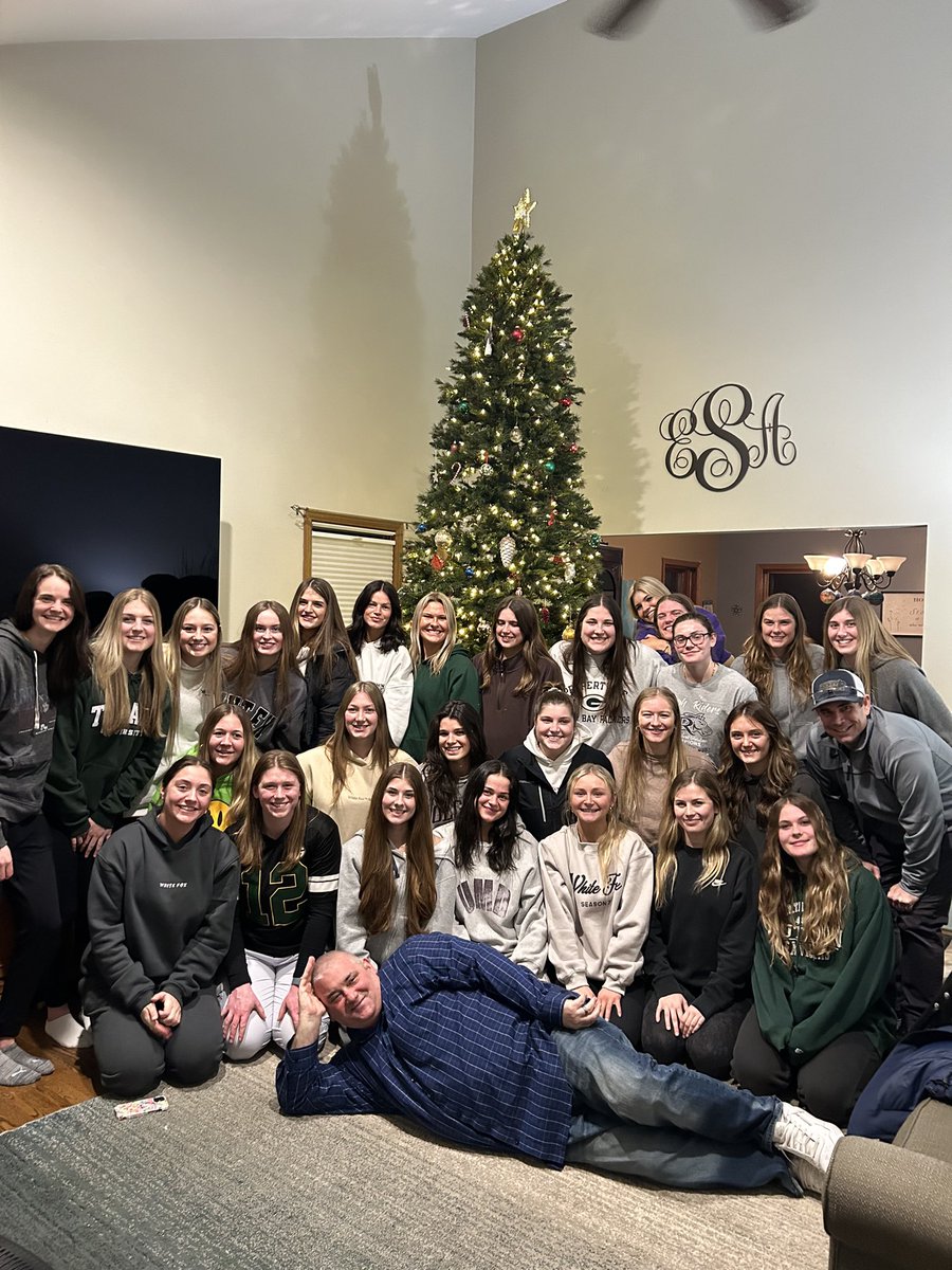 CoachErikStrand's tweet photo. Happy New Year’s from @UWECWhockey!! Great time spending a few of the final hours of 2023 together! Chili, games and laughter! Here’s to 2024, May it be filled with a full year of smiles and laughter!!!! https://t.co/XYDpU6SewG