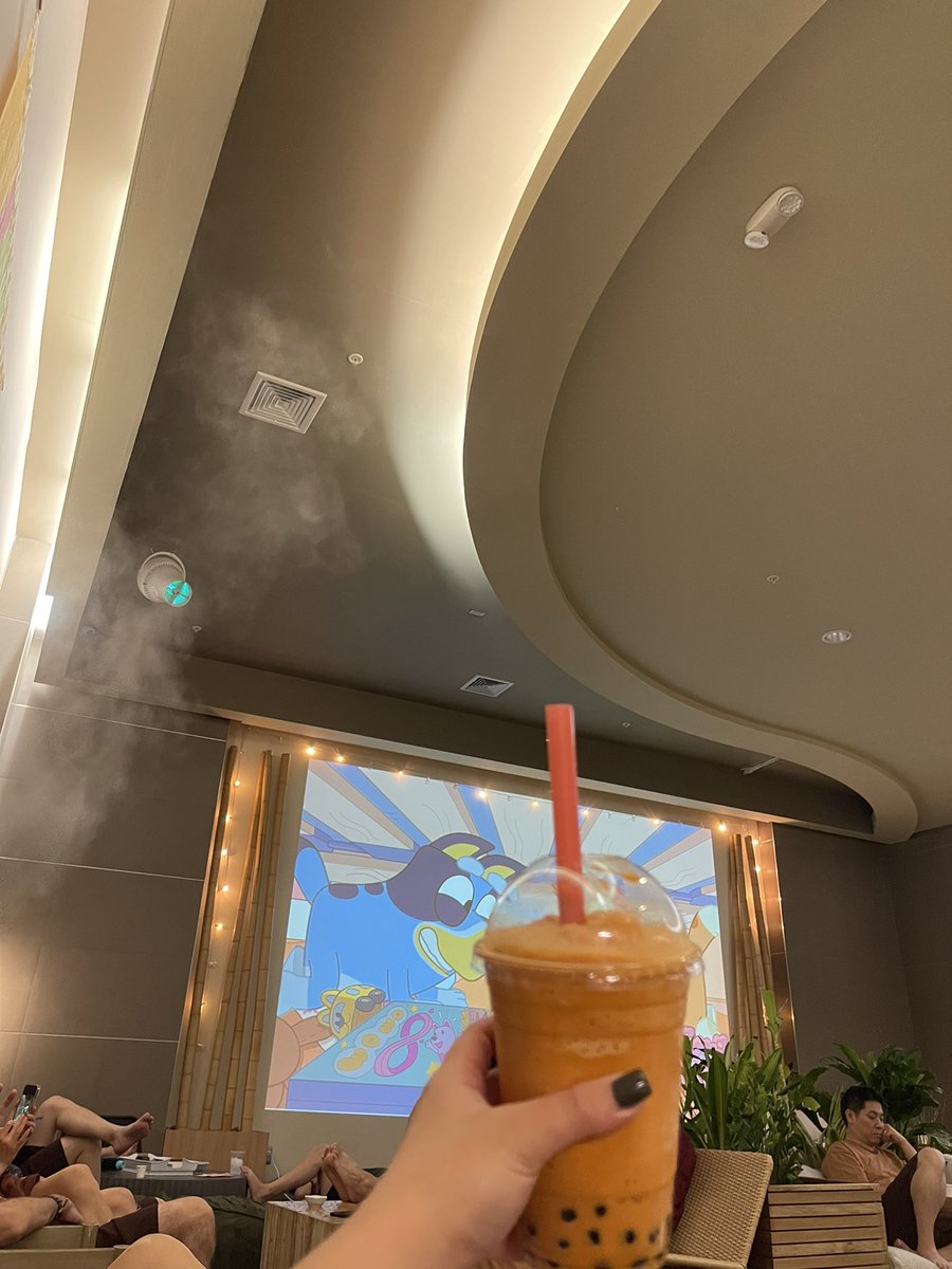 YUNGGCHINA's tweet photo. NYE day ๐ฉต๐ฉต๐ฉต
#lastdayof2023 https://t.co/ei9BKzBpyx