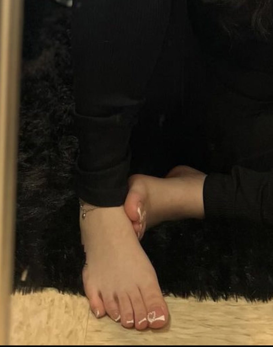 toegallery_'s tweet photo. French tips so pretty 🤍😍 https://t.co/FZRxDbwSdj
