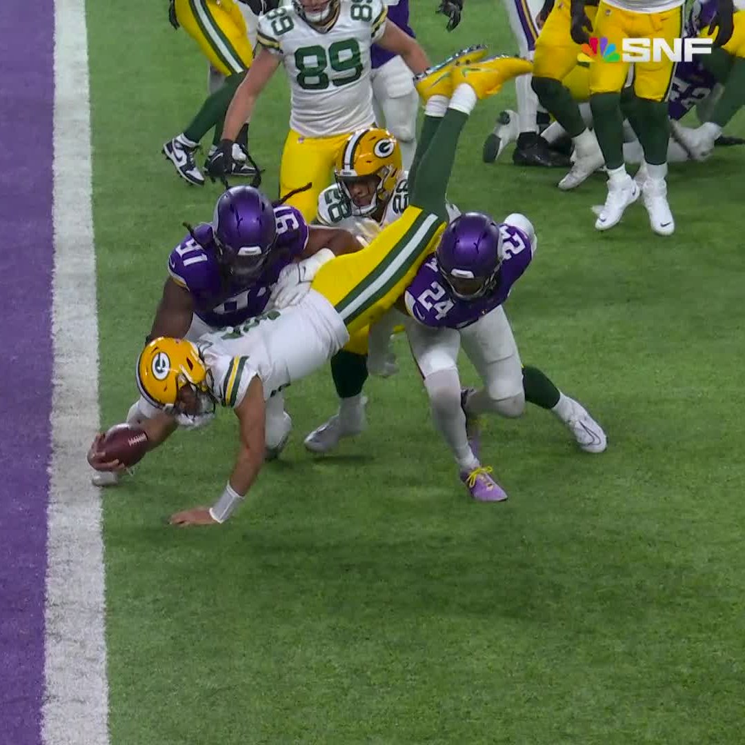 NFL's tweet photo. reaching for the playoffs https://t.co/JRO42FJSc3