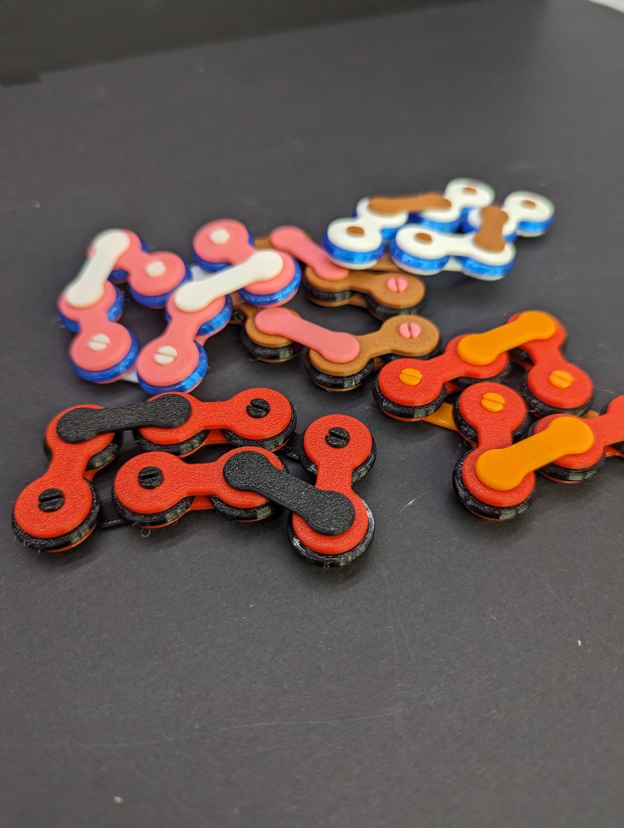 K2thestank's tweet photo. Step into the world of 3D printed toys! Assemble, play, and colorize your own bike chain fidget spinner. Experiment with it for a fun and personalized touch! Dive in here: https://t.co/TPPwU5FQwc #3DToys #FidgetFun @Thangs3D https://t.co/Q2GsmWKHYd
