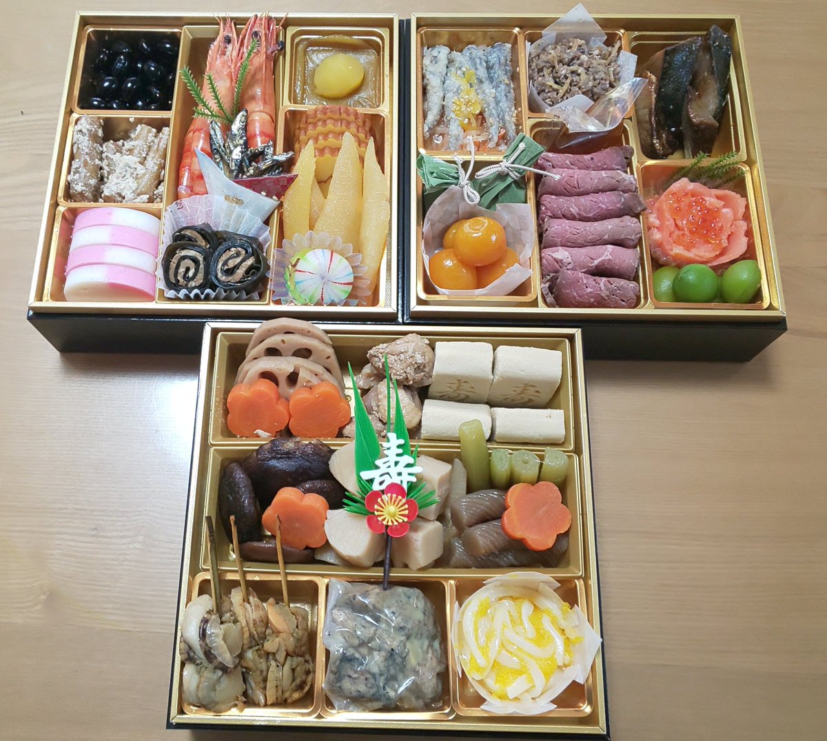 BB4341's tweet photo. 明けましておめでとうございます。
本年も宜しくお願いします。
3日間のお休みですが
ゆっくりしています😀 https://t.co/2h2MlV3Z78