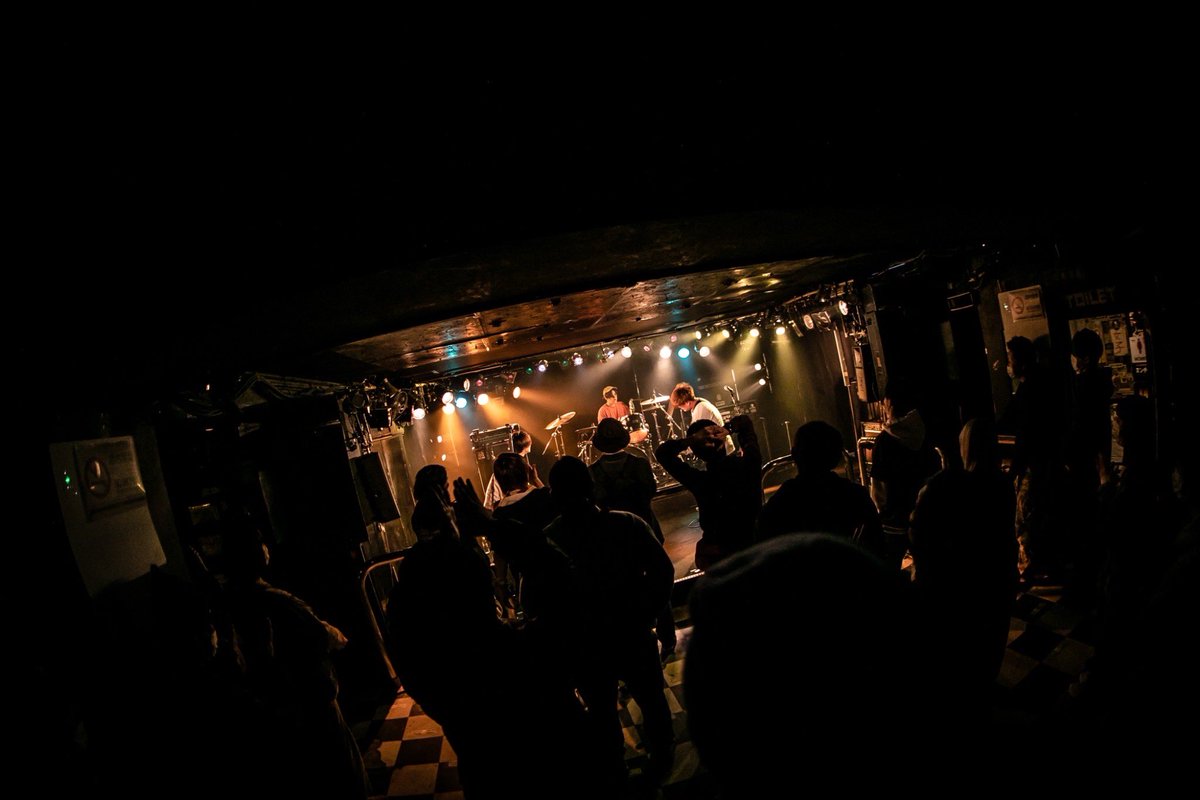 AlongTheWayKSRZ's tweet photo. 2023年はリリースツアーもさせてもらって、前を向いて進んで行きました。
2024年、いよいよ幕開けですね！
今年も皆様、
Along The Wayをどうかよろしくお願いします！

#HappyNewYear2024 
#alongtheway https://t.co/QHjcMHLQYr