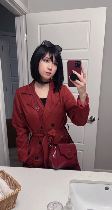 NYE party fit (they will only see the shirt briefly after 12am) https://t.co/uiq0w7cw0L