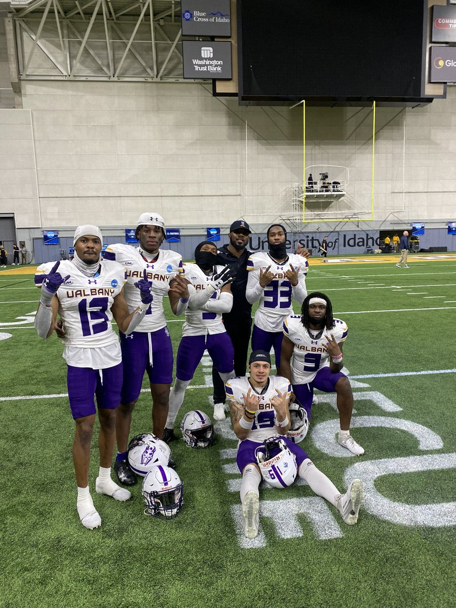 DWalls2ND's tweet image. 2023 was an incredible year filled with cherished memories, achievements, hard-earned victories, overcoming challenges and pure joy. Sports has always been my passion, and this year has been the most exciting yet.  Here’s to reaching new heights and aiming further in 2024! 🫶🏾🖤