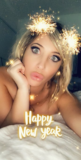 If you&rsquo;re looking for me&hellip;&hellip; I&rsquo;ll be on https://t.co/RG5iX7s8XL RT https://t.co/8z9BpI1byL<a href="/tag/live"class="tags"><span>#live</span></a>