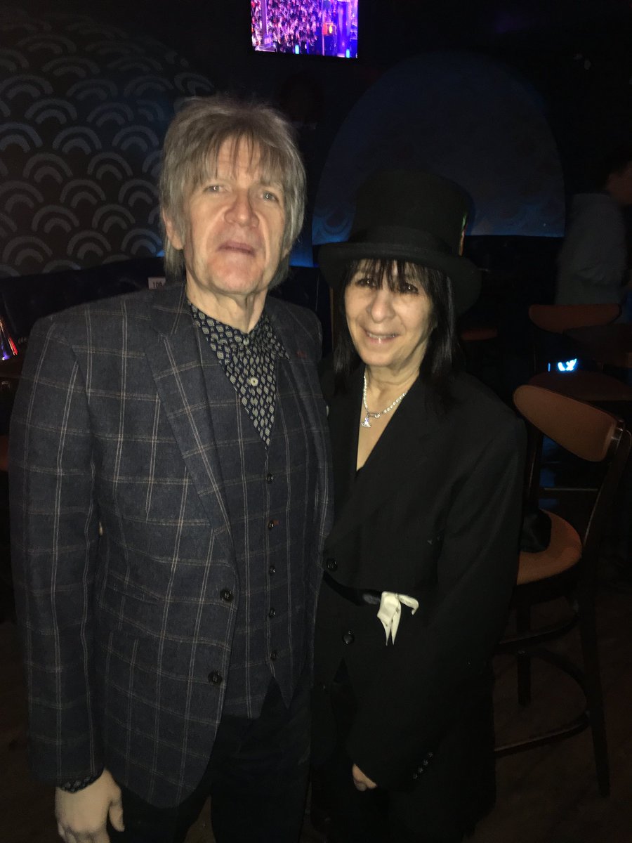 Twigs1968's tweet photo. Wishing everyone a Happy New Year from ⁦@sidgoldsreqroom⁩ https://t.co/kJRqX36ICu