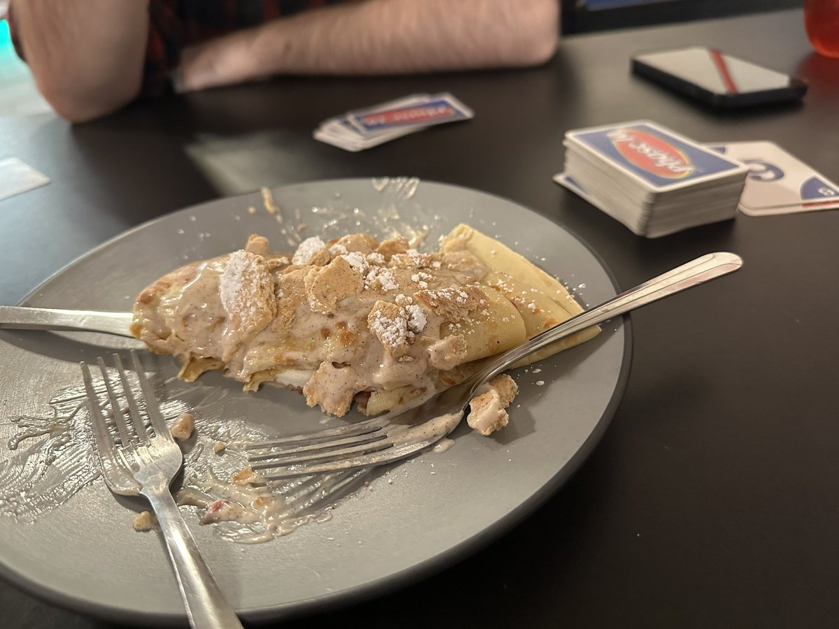 Phloggie tweet media