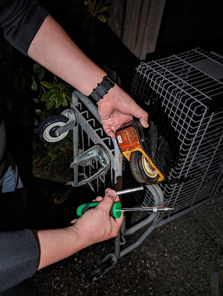 Kevin2600 tweet media