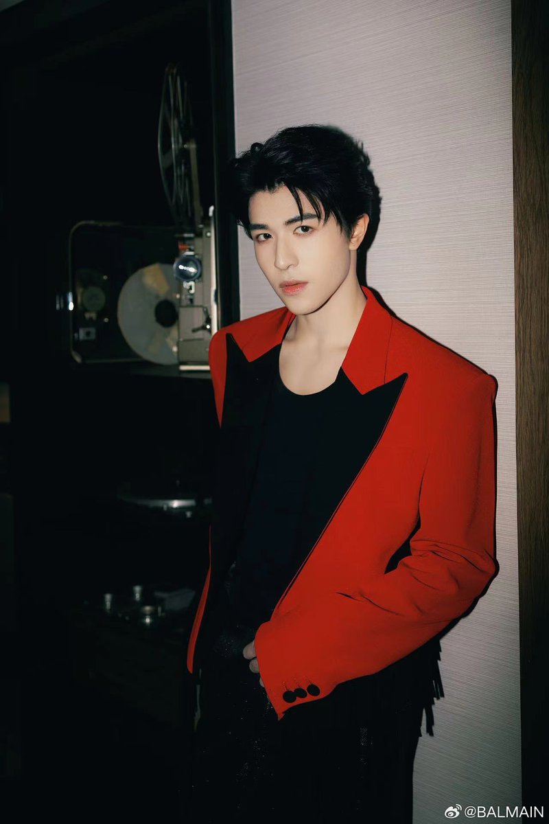 patrick_thfc's tweet photo. 240101 | #BALMAIN

ʚ🐰ɞ

Friend of BALMAIN #PatrickFinkler สวมเสื้อสูทประดับพู่ #BALMAINRE24 ปรากฏตัวที่ #CTWBKKCountdown2024

@patrick_pppat
YinHaoyu CTW Dragon Year🥳
#CountdownCTW2024xPatrick
#CTWCountdown2024 #แพทริค
#Patrick尹浩宇 #BALMAINARMY https://t.co/mD11S1oVqk