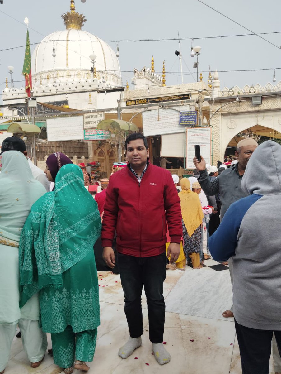 mdsaddam6939's tweet photo. Ajmer shariff dargah tour... https://t.co/VjeUbvbLJT