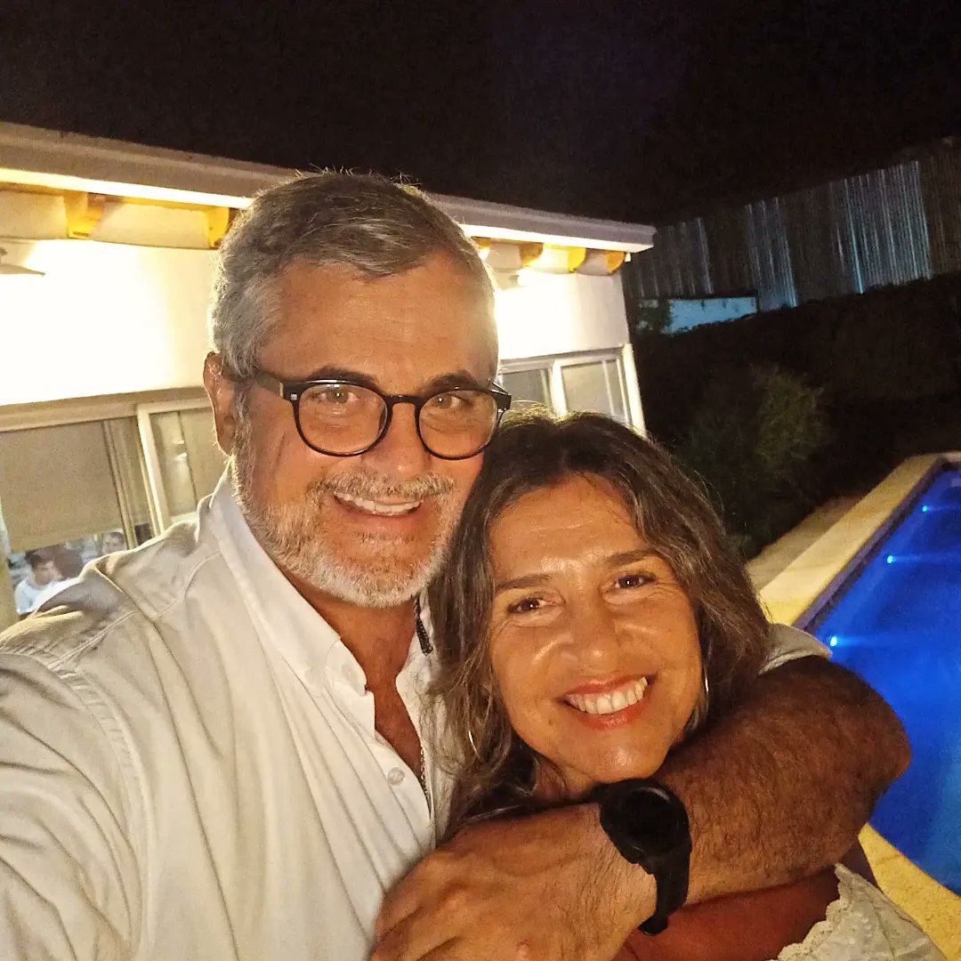 ¡Feliz año nuevo para todos!!! Que el 2024 les traiga más crecimiento, aprendizaje y unidad ¡Brindemos por un año lleno de éxitos y buenos momentos! 🙌🏻🙌🏻🎆