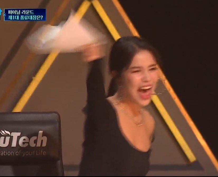 ESTE AÑO MOONBYUL Y SOLAR DEJAN RBW