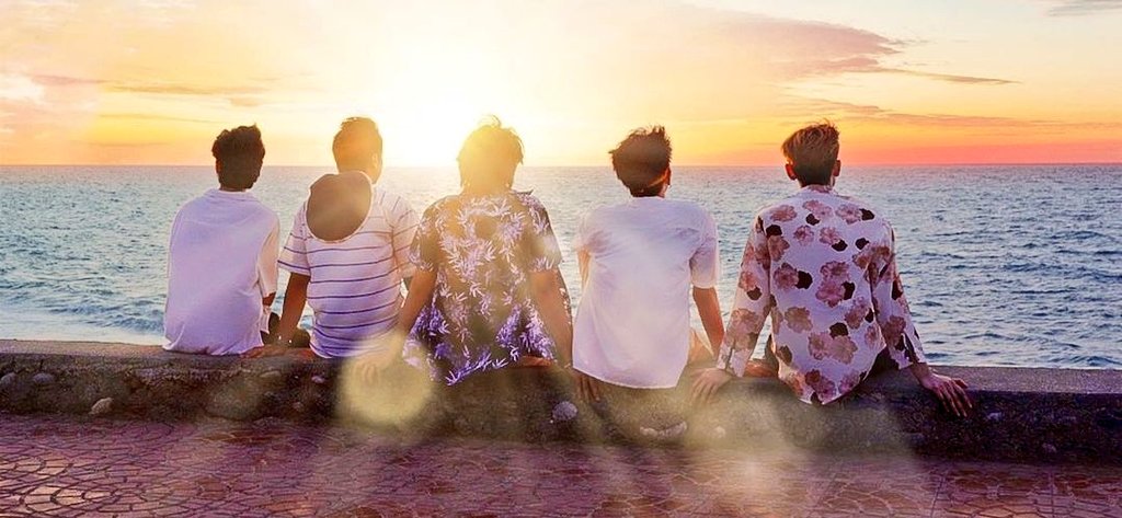 Happy New Year, our dear <a href="/_ver5usofficial/">VER5US</a>. You did very great this year. 🫂 We pray that 2024 will be fruitful for you. 🌠✨️

VER5US pa rin hanggang 2024! ⚔️❤️

<a href="/_ver5usofficial/">VER5US</a> #VER5US