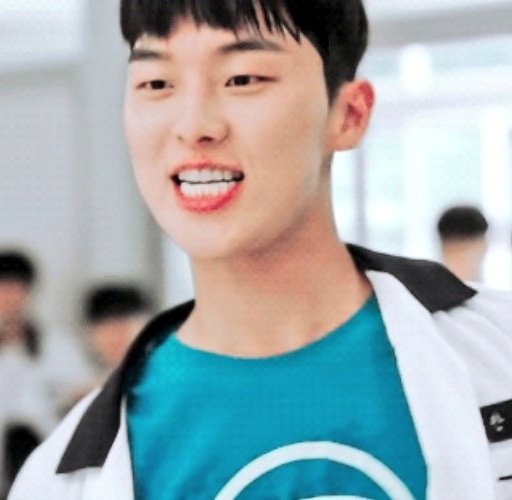 다들 새복많. 나는 새볶많.
.
.
.
이모, 새우 볶음밥 많이요! 3인분 같은 1인분!