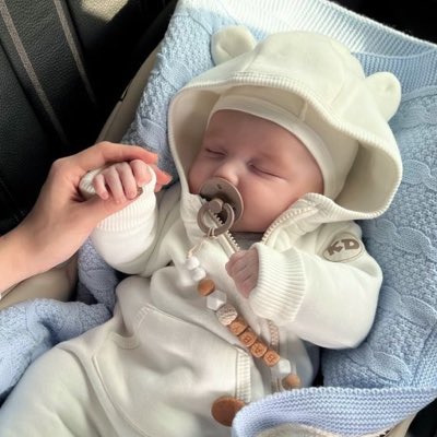 #NovaFotoDePerfil chutei todos e saí 🤙🏻